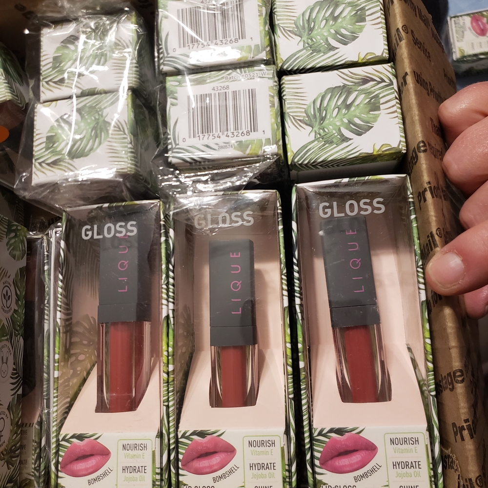 Nourishing Lip Gloss Set - Pink and Red Shades